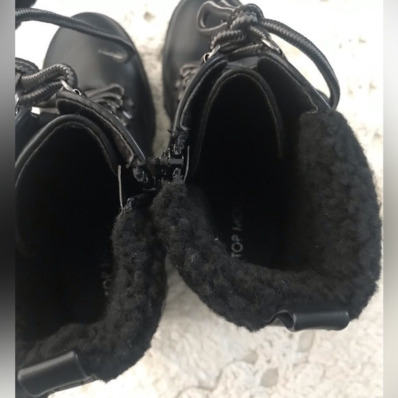 New Top Guy Pluto Faux Shearling Cuff Lug Sole Bootie - Picture 8 of 13